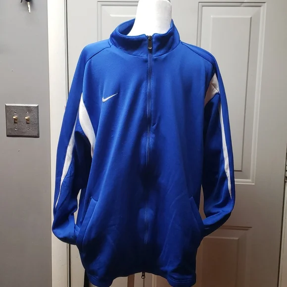 🎉HP🎉 Like new Nike zip up jacket, size xl - Picture 1 of 7